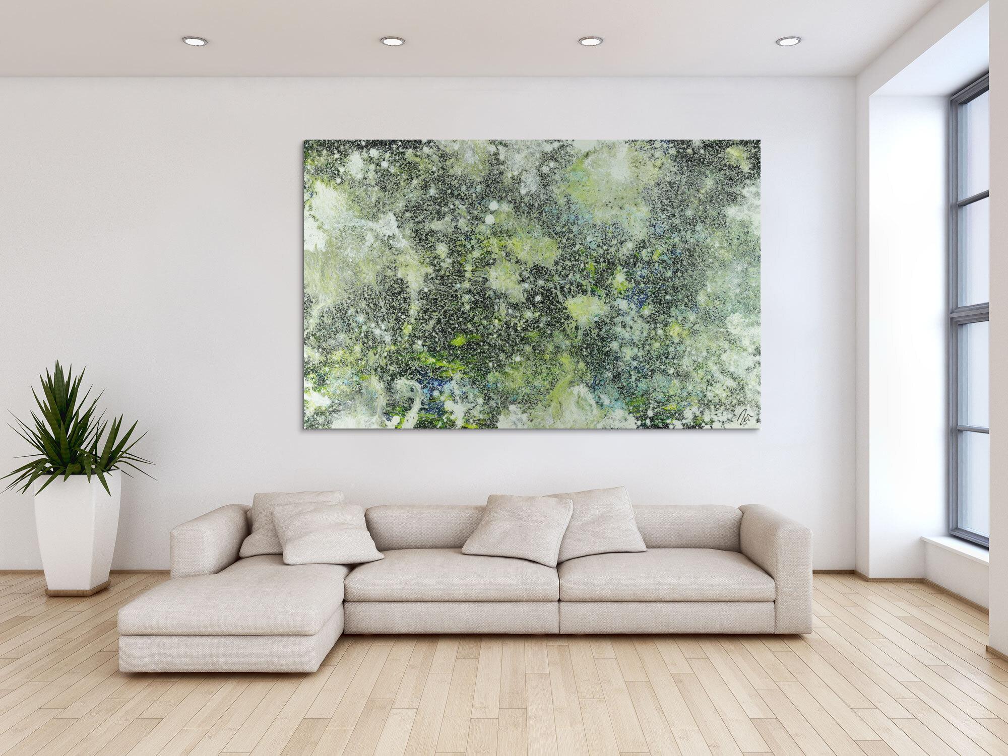 Abstraktes Acrylbild dunkel und hell grün weiß auf dunklem Grund Action Painting