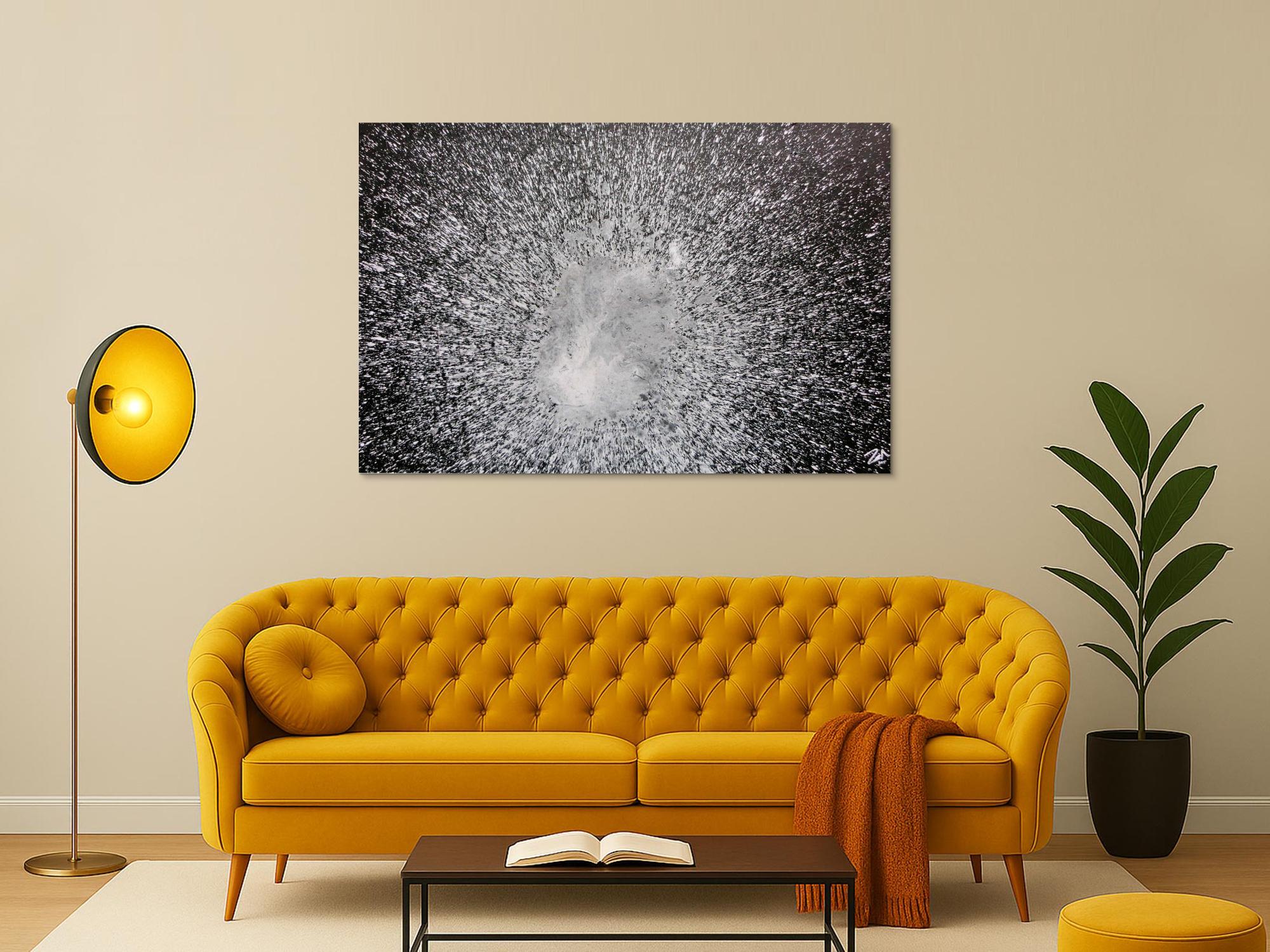 Abstraktes Acrylgemälde in schwarz weiß spash style