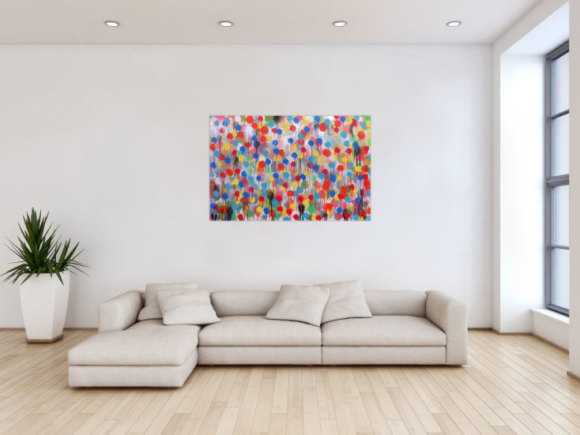 Modernes Kunstwerk abstrakt mit vielen Farben bunte Punkte aus Spraydose