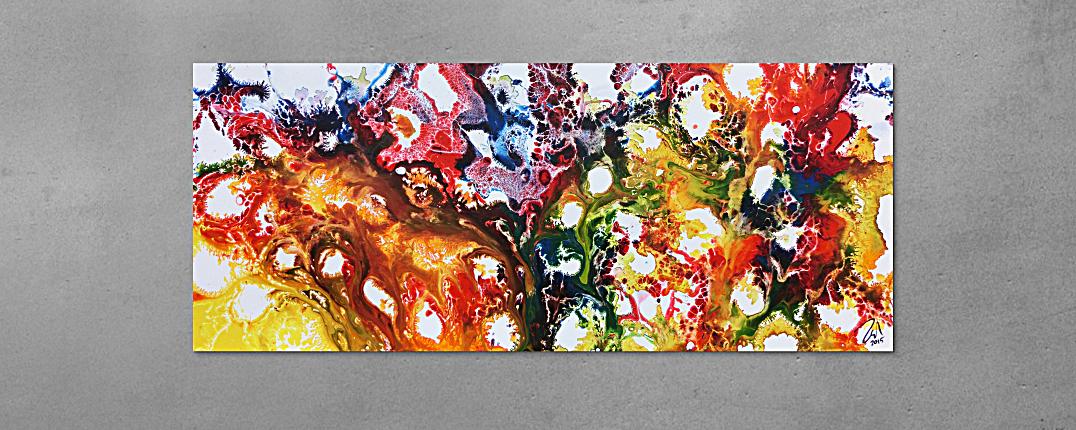 Abstraktes Kunstwerk in Rot und Orange